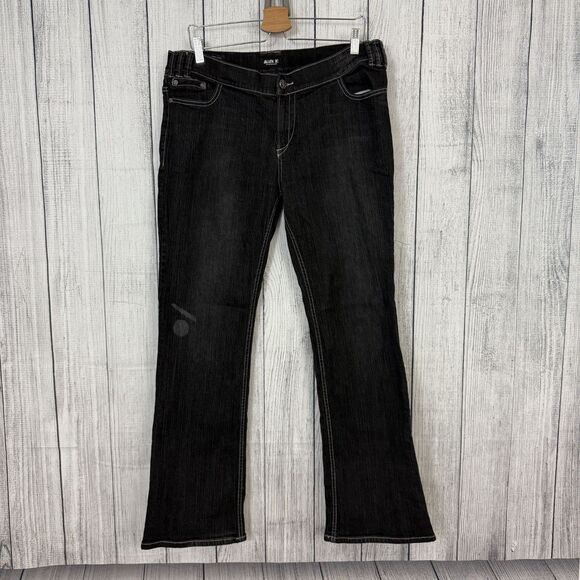 VTG Allen B. by Allen Schwartz Women's Size 16 Black Wide Leg Denim Jeans - Picture 1 of 7